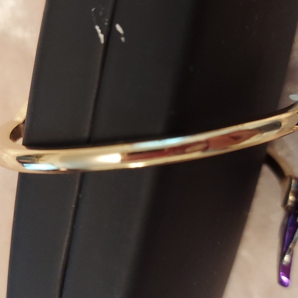 Jewerly - Picture 3 of 4